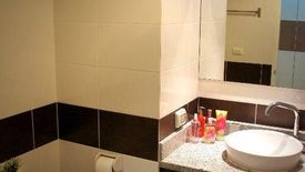 2 Bedroom Condo for sale in Serene Place Sukhumvit 24, Khlong Tan, Bangkok near BTS Phrom Phong