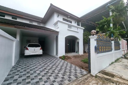 3 Bedroom House for rent in Ratsada, Phuket