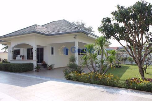 2 Bedroom House for sale in Na Kluea, Chonburi