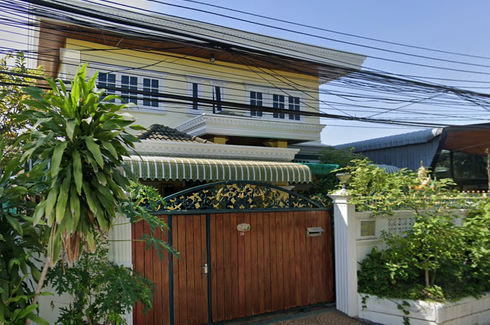 5 Bedroom House for sale in Phra Khanong Nuea, Bangkok near BTS Phra Khanong