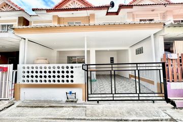 3 Bedroom Townhouse for sale in Khlong Sam, Pathum Thani