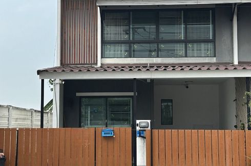 3 Bedroom Townhouse for sale in Baan Pruksa 83 Borommaratchachonnani-Sai 5, Bang Toei, Nakhon Pathom