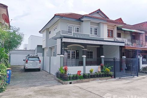 3 Bedroom Townhouse for sale in Baan Sitthisap Lam Luk Ka - Klong 7, Bueng Kham Phroi, Pathum Thani