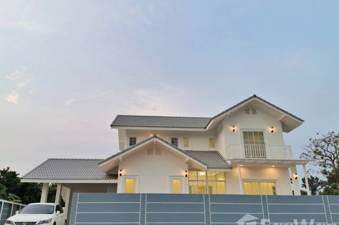 3 Bedroom House for sale in Nai Mueang, Phitsanulok