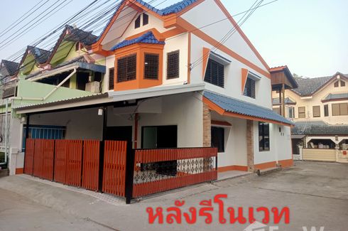 2 Bedroom Townhouse for sale in Pho Chai, Nong Khai