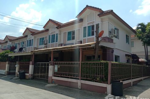 3 Bedroom Townhouse for sale in Pruksa Ville 19 Pinklao-Wongwaen, Plai Bang, Nonthaburi