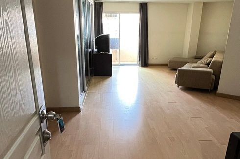 2 Bedroom Condo for sale in The Fifth Avenue Ratchada - Wongsawang, Bang Khen, Nonthaburi near MRT Yaek Tiwanon