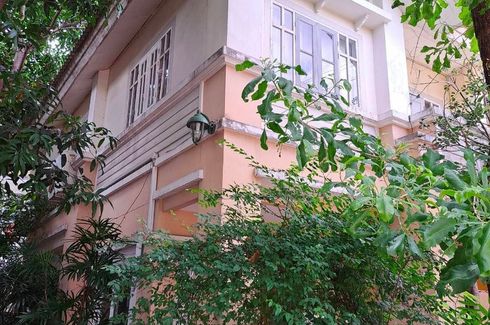 3 Bedroom Townhouse for sale in Bang Chan, Bangkok