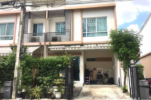 3 Bedroom Townhouse for sale in Plai Bang, Nonthaburi