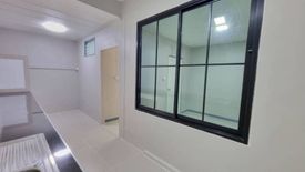 2 Bedroom Townhouse for sale in Bang Khu Rat, Nonthaburi