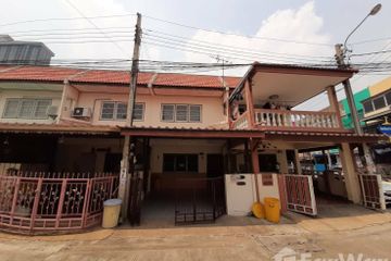 2 Bedroom Townhouse for rent in Sao Thong Hin, Nonthaburi near MRT Sam Yaek Bang Yai