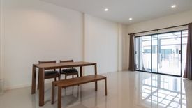 3 Bedroom Townhouse for rent in Baan Pieamsuk Pinklao - Kanjanapisek, Bang Khu Wiang, Nonthaburi