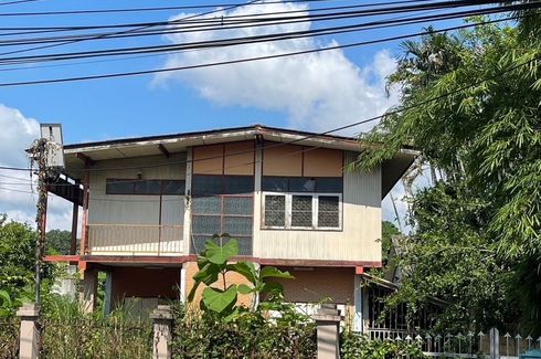 5 Bedroom House for sale in Phichai, Lampang