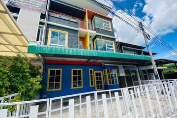 4 Bedroom Townhouse for sale in Mae Tho, Tak