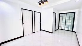 3 Bedroom Townhouse for sale in Bang Yai, Nonthaburi