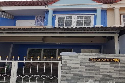 3 Bedroom Townhouse for sale in Lahan, Nonthaburi