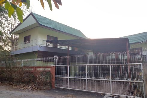 10 Bedroom House for sale in Bo Haeo, Lampang