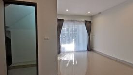 3 Bedroom Townhouse for rent in Lam Pho, Nonthaburi