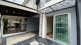 3 Bedroom Townhouse for sale in Pruksa Ville 44 Boromarajajonani-Pinklao, Bang Toei, Nakhon Pathom