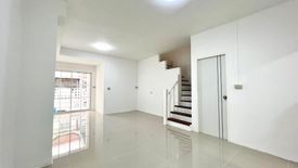 3 Bedroom Townhouse for sale in Baan Pruksa 38 Chaiyapruk-Wongwaen, Sai Noi, Nonthaburi