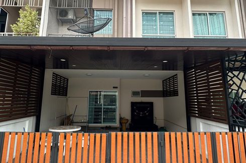 3 Bedroom Townhouse for sale in THANA SIO RATTANATHIBET, Bang Rak Phatthana, Nonthaburi near MRT Sam Yaek Bang Yai