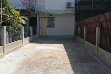 2 Bedroom Townhouse for rent in Rattanathibet Village, Bang Rak Phatthana, Nonthaburi near MRT Talad Bang Yai