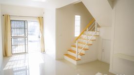 3 Bedroom Townhouse for sale in Khlong Song, Pathum Thani