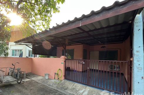 3 Bedroom Townhouse for sale in Bueng Nam Rak, Pathum Thani