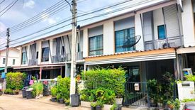 3 Bedroom Townhouse for sale in Khlong Sam, Pathum Thani