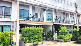 3 Bedroom Townhouse for sale in Khlong Sam, Pathum Thani