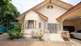 3 Bedroom House for sale in Talat Khwan, Nonthaburi