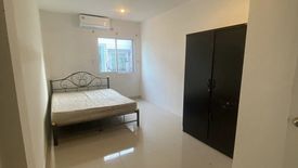 3 Bedroom Townhouse for sale in Na Kluea, Chonburi