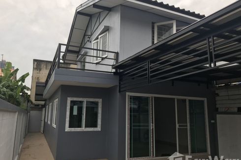 2 Bedroom House for rent in Rattanathibet Village, Bang Rak Phatthana, Nonthaburi near MRT Talad Bang Yai