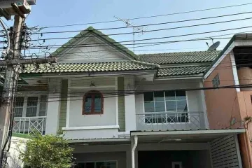 3 Bedroom Townhouse for sale in Baan Pruksa 12 Rangsit-Klong 3, Khlong Sam, Pathum Thani
