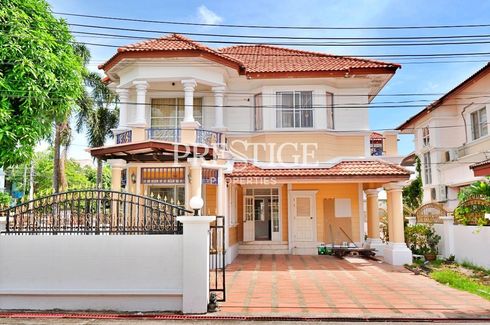 3 Bedroom House for sale in Na Kluea, Chonburi