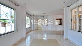 3 Bedroom House for sale in Na Kluea, Chonburi