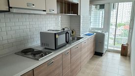 2 Bedroom Condo for rent in Bang Lamphu Lang, Bangkok near BTS Saphan Taksin