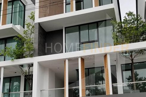 3 Bedroom House for sale in Lat Phrao, Bangkok