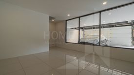 2 Bedroom Townhouse for sale in The Pillar, Khlong Tan Nuea, Bangkok