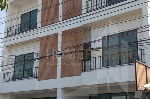 4 Bedroom Townhouse for sale in Bang Chak, Bangkok near BTS Punnawithi