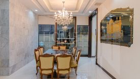 6 Bedroom House for sale in Khlong Tan Nuea, Bangkok near BTS Thong Lo