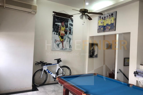 4 Bedroom Townhouse for sale in Phra Khanong Nuea, Bangkok near BTS Phra Khanong