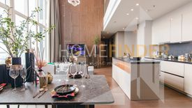 3 Bedroom Condo for sale in Wat Phraya Krai, Bangkok