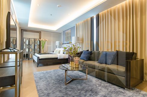 4 Bedroom Condo for sale in Wat Phraya Krai, Bangkok