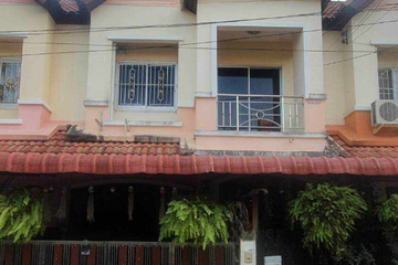 3 Bedroom Townhouse for sale in Chaopraya Rajapreuk, Bang Len, Nonthaburi