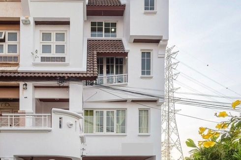 6 Bedroom House for rent in Busarakum Place, Chom Phon, Bangkok near MRT Lat Phrao