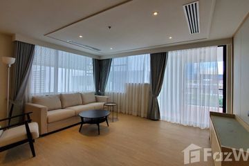 3 Bedroom Apartment for rent in Tipamas Suites, Thung Maha Mek, Bangkok near MRT Lumpini