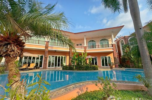 4 Bedroom Villa for sale in Phoenix Golf Villa, Huai Yai, Chonburi