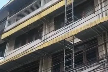 Commercial for rent in Arun Amarin, Bangkok near MRT Siriraj