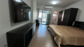 1 Bedroom Condo for sale in Bang Talat, Nonthaburi near MRT Si Rat